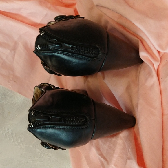 Crown Vintage black heels Sz 8.5 - Picture 4 of 7
